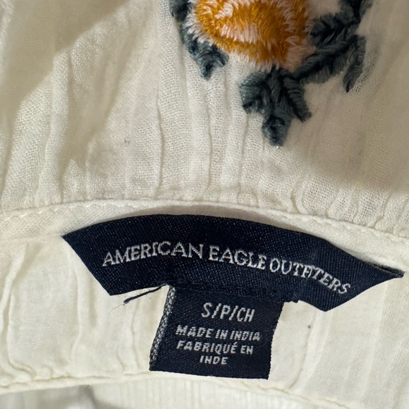 Sold-American Eagle off the shoulder tie Floral Embroidered Off-Shoulder Top - Picture 5 of 5